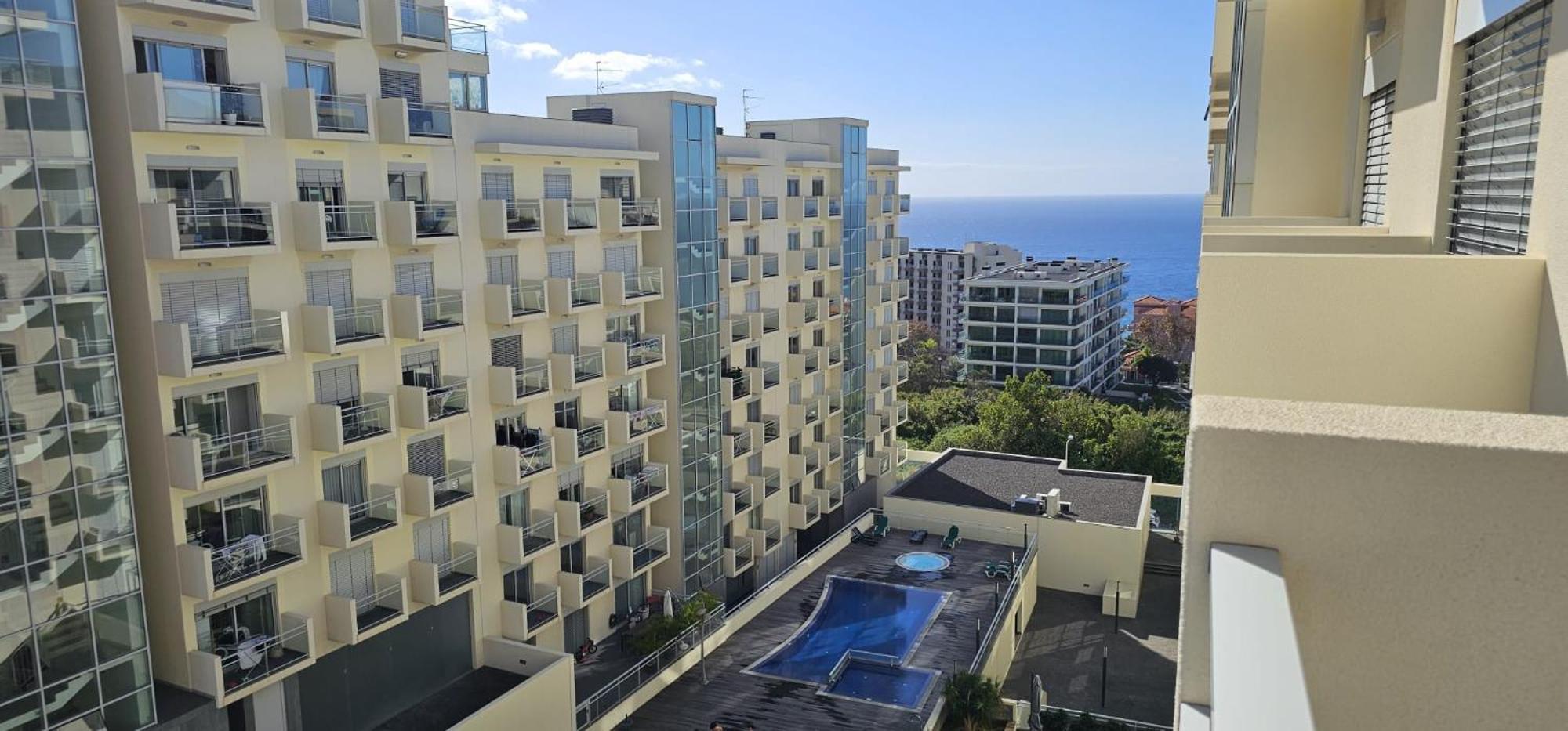 Vista Mar - Ac, Pool & Gym Apartment Фуншал Екстериор снимка
