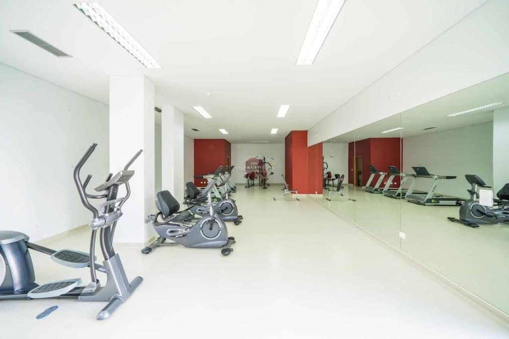Vista Mar - Ac, Pool & Gym Apartment Фуншал Екстериор снимка